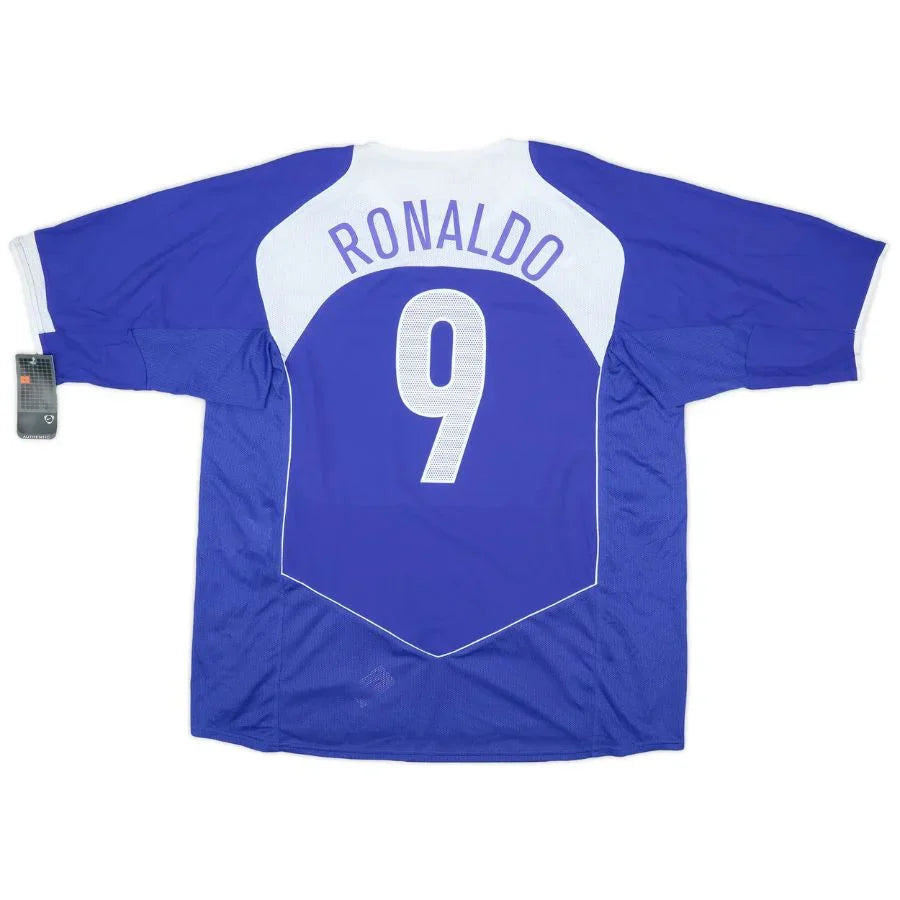 Ronaldo 9 Brazil Away Retro 2004 - Image 1
